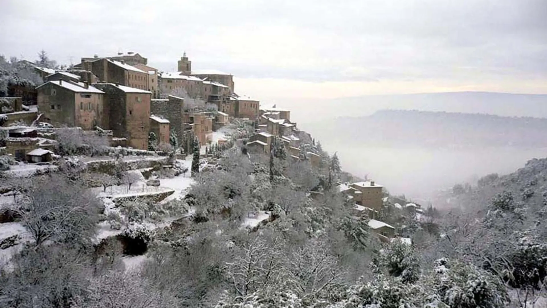 Les Terrasses - Gordes Guest House