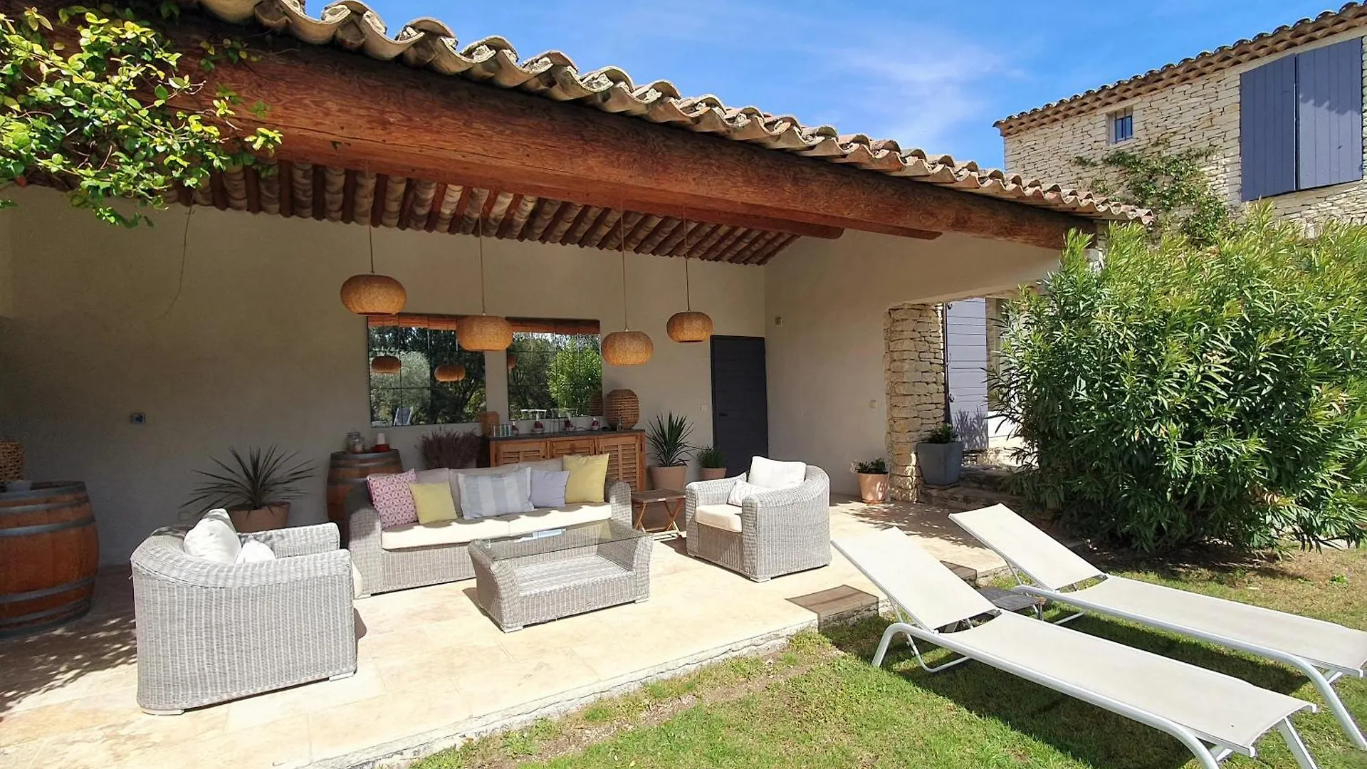 Les Terrasses - Gordes Guest House